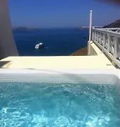 Cori Rigas Aparthotel